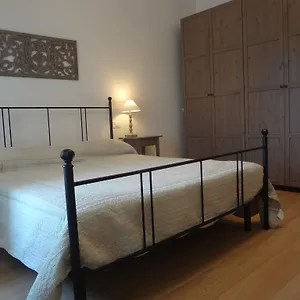 https://la-pineta-apartment.it-tuscanyhotel.com