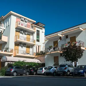 hotel-casa-mia.hotelslidodijesolo.com/
